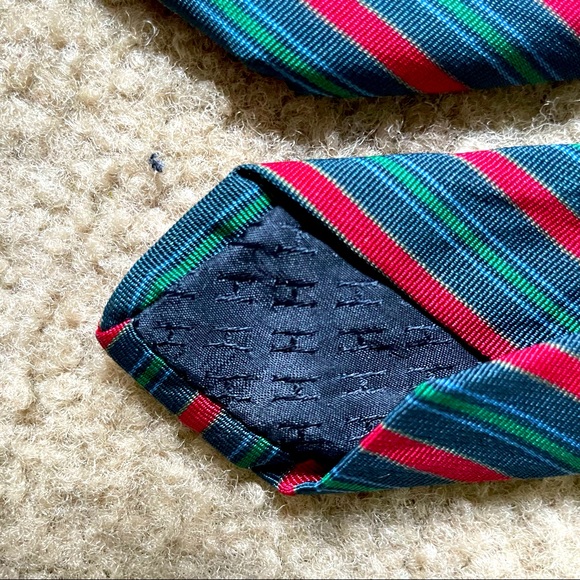 HERMES-PARIS Vintage Silk Necktie - Picture 4 of 6